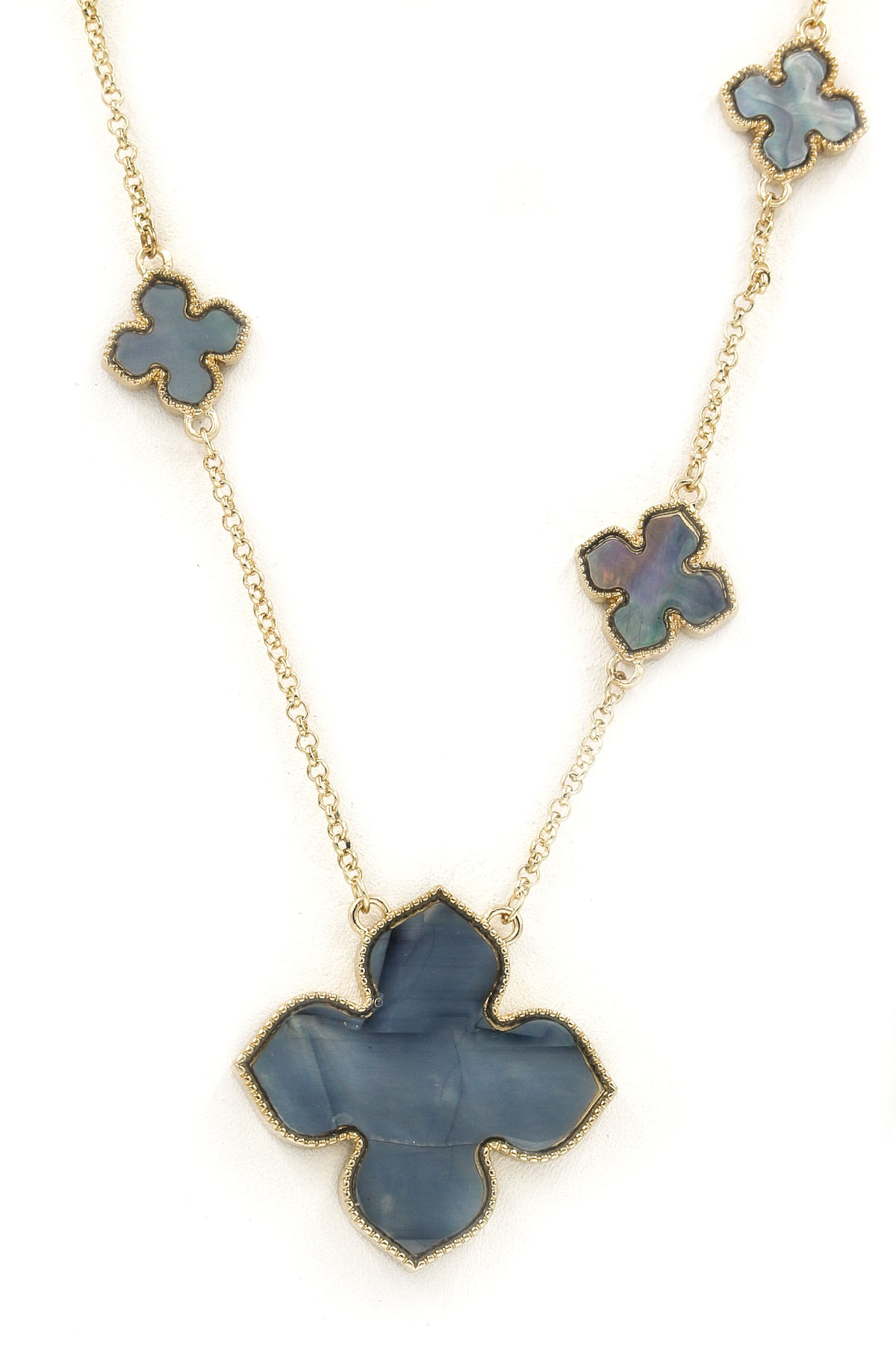 Quatrefoil Pendant Station Necklace - Necklaces