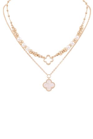 Quatrefoil Pendant Layered Necklace