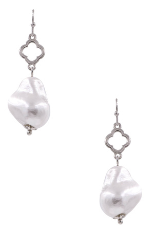 Cream Pearl Quatrefoil Dangle Earrings