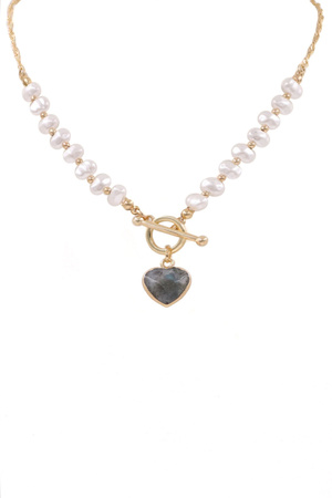 Cream Pearl Heart Stone Pendant Necklace