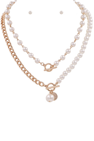 Metal Toggle Layered Pearl Chain Necklace Set