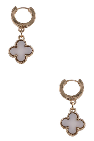 Metal Quatrefoil Huggie Earrings