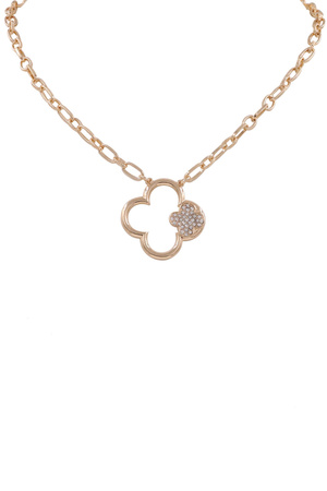 Metal Clip Chain Quatrefoil Pendant Necklace